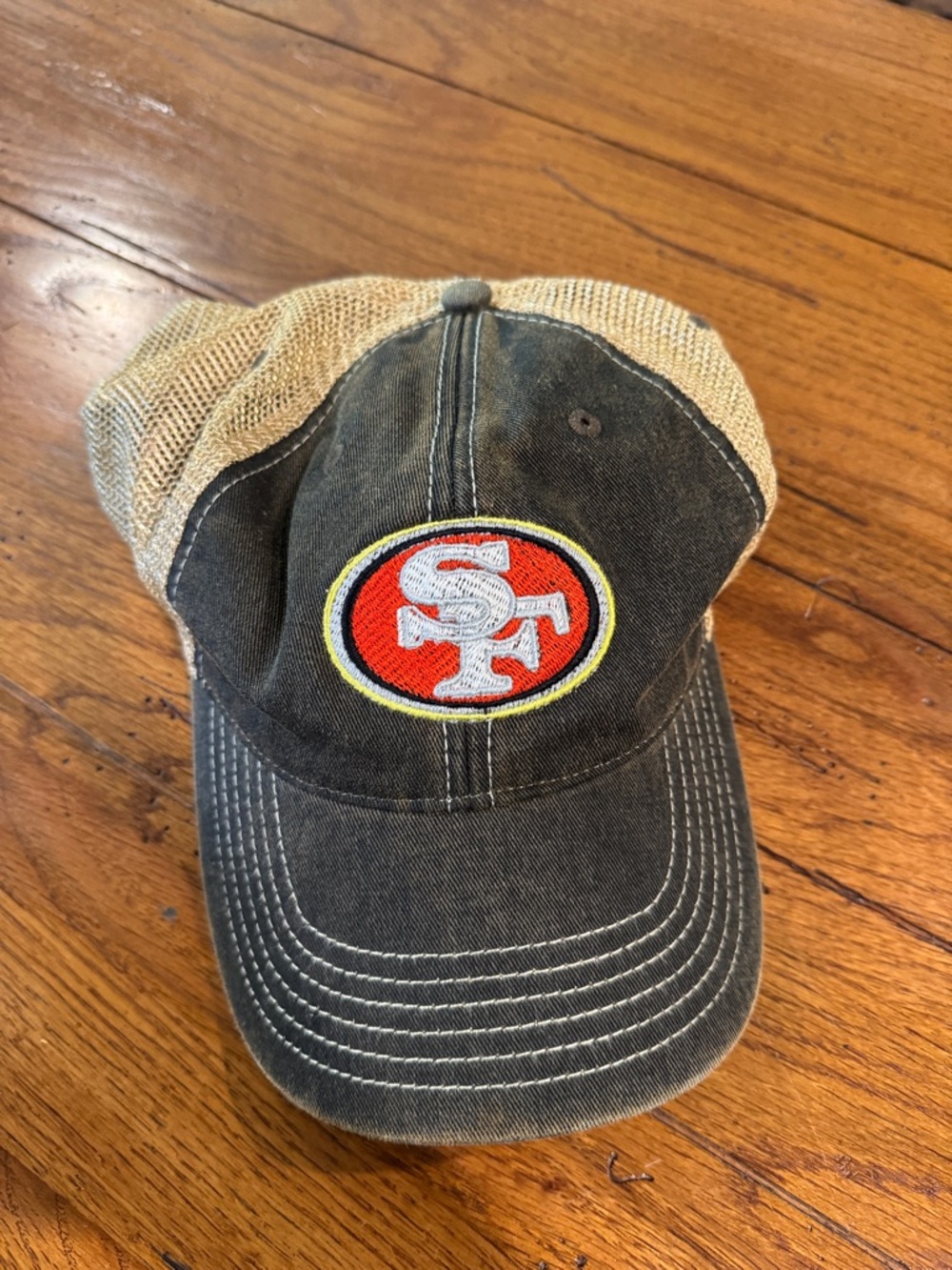 Legacy Black and Tan Trucker Hat San Francisco 49ers Embroidered Logo